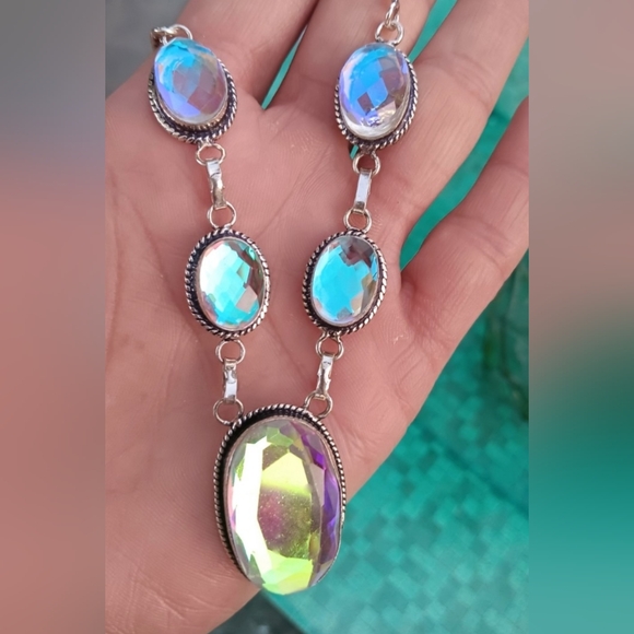 Larimar Inc Jewelry - 🩵Rainbow Topaz Vintage Gemstone Necklace 925